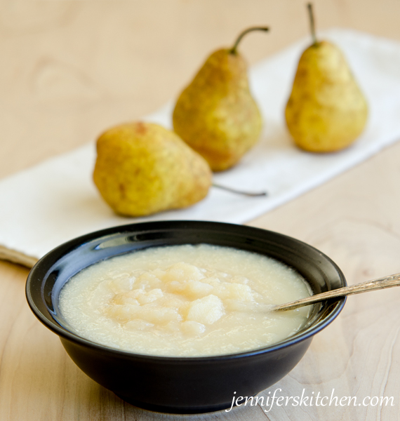 Homemade pear sauce