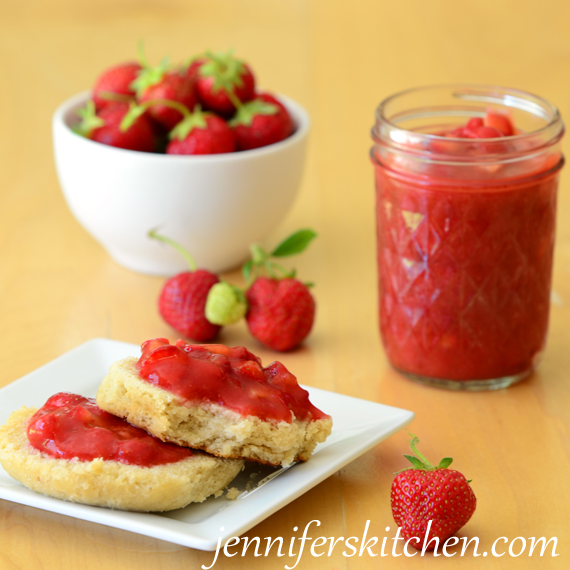 Sugar-Free, Fresh Strawberry Jam Recipe - a healthy blender recipe