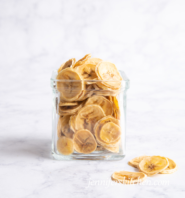 How to Dry Bananas