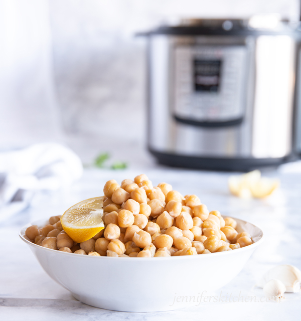 How to Cook Garbanzos (Chickpeas) in an Instant Pot