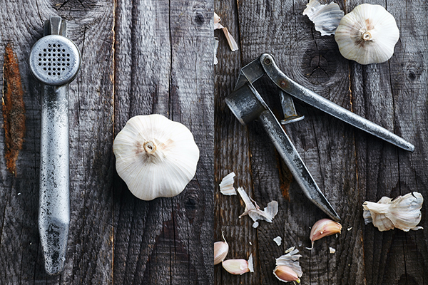 Garlic press