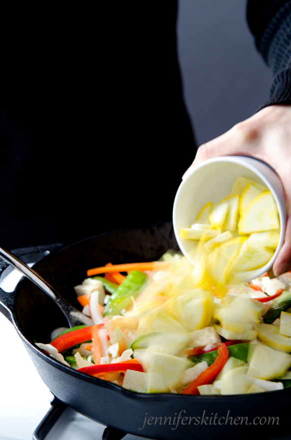 Selecting and cutting vegetables for stir fry - sammywongskitchen